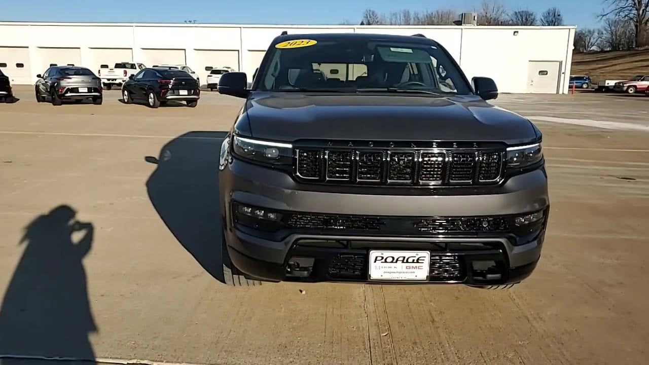 2023 Jeep Grand Wagoneer Series III Obsidian