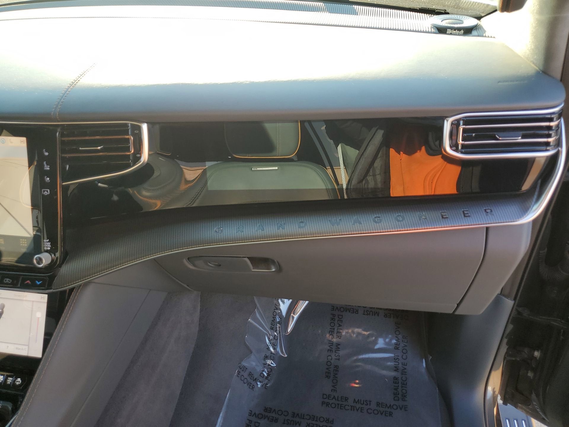 2023 Jeep Grand Wagoneer Series III Obsidian