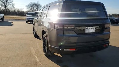 2023 Jeep Grand Wagoneer Series III Obsidian
