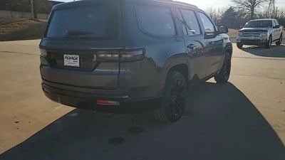 2023 Jeep Grand Wagoneer Series III Obsidian