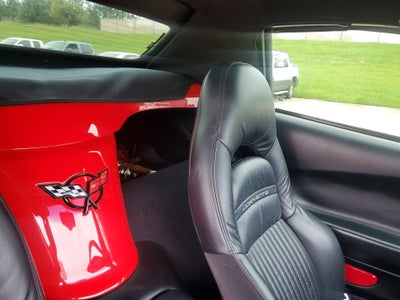 2001 Chevrolet Corvette Base