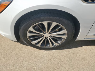 2017 Buick LaCrosse Essence