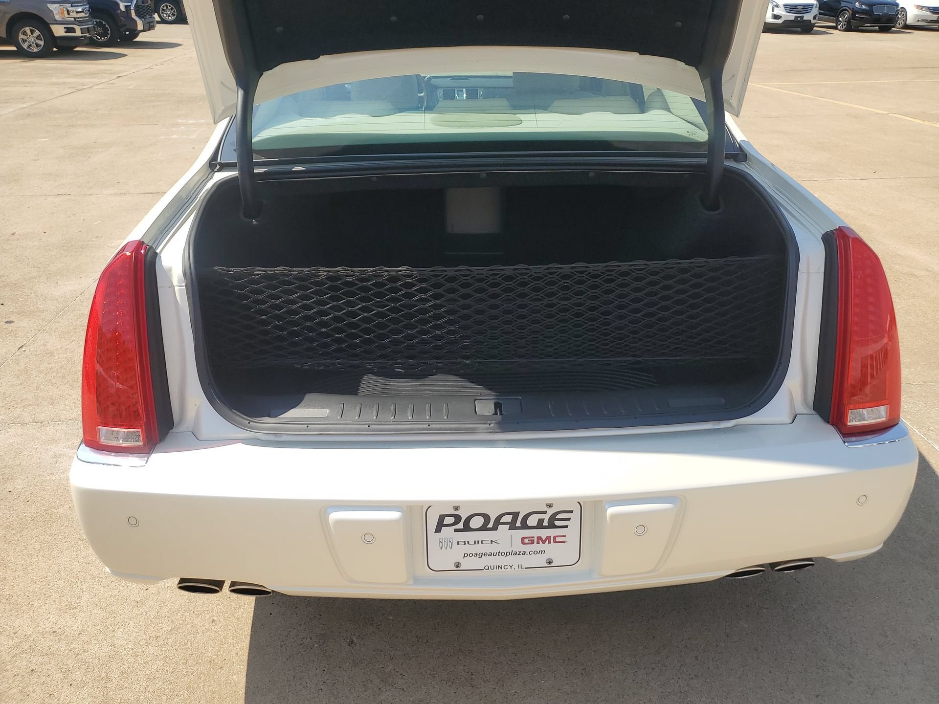 2009 Cadillac DTS w/1SB