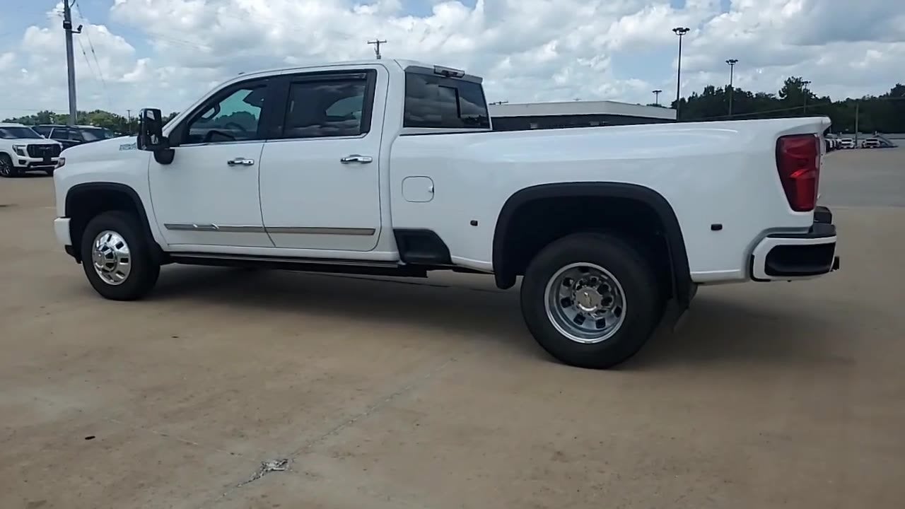 2025 Chevrolet Silverado 3500 HD High Country DRW