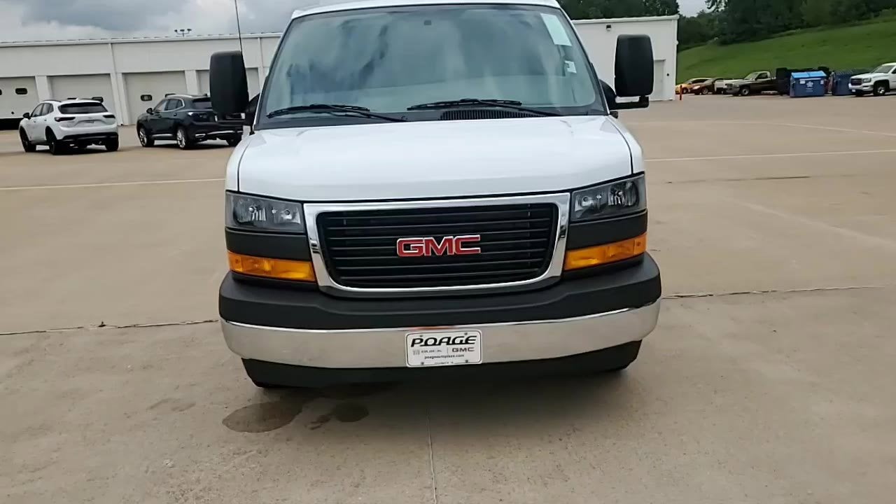 2026 GMC Savana Cutaway 3500 1WT