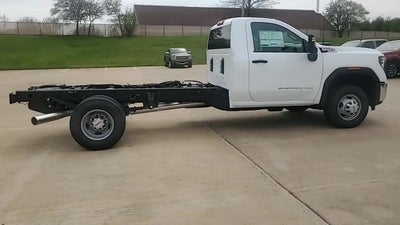 2026 GMC Sierra 3500 HD Chassis Cab Pro