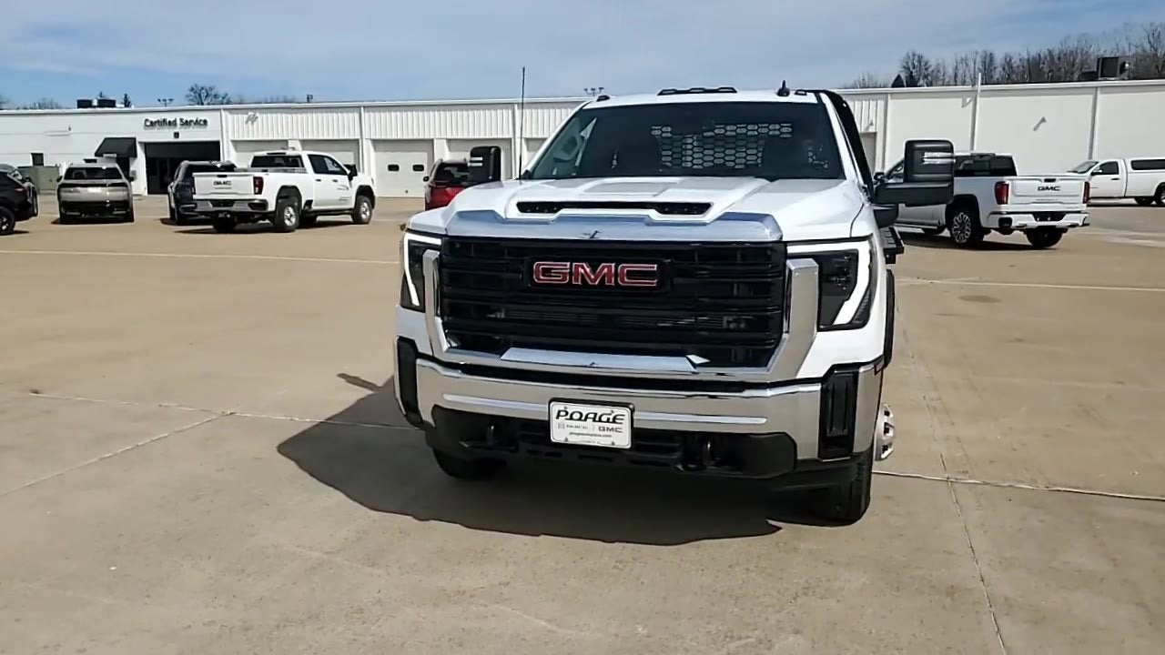 2026 GMC Sierra 3500 HD Chassis Cab Pro
