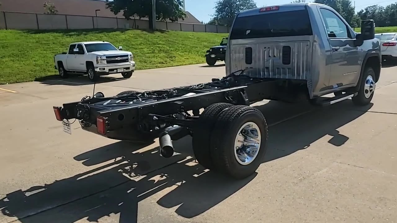 2026 GMC Sierra 3500 HD Chassis Cab SLE