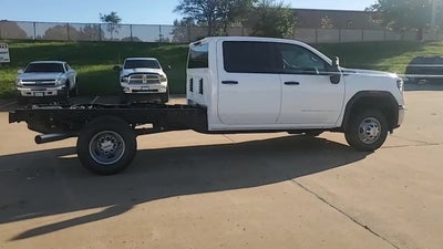 2026 GMC Sierra 3500 HD Chassis Cab Pro