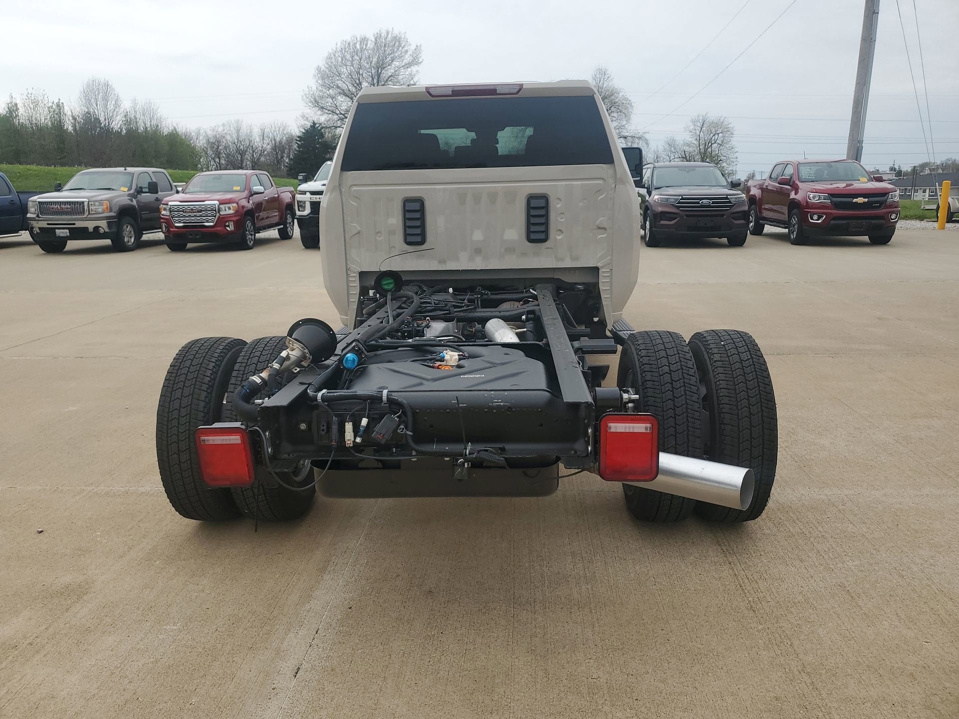 2026 GMC Sierra 3500 HD Chassis Cab SLE