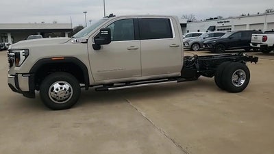 2026 GMC Sierra 3500 HD Chassis Cab SLE