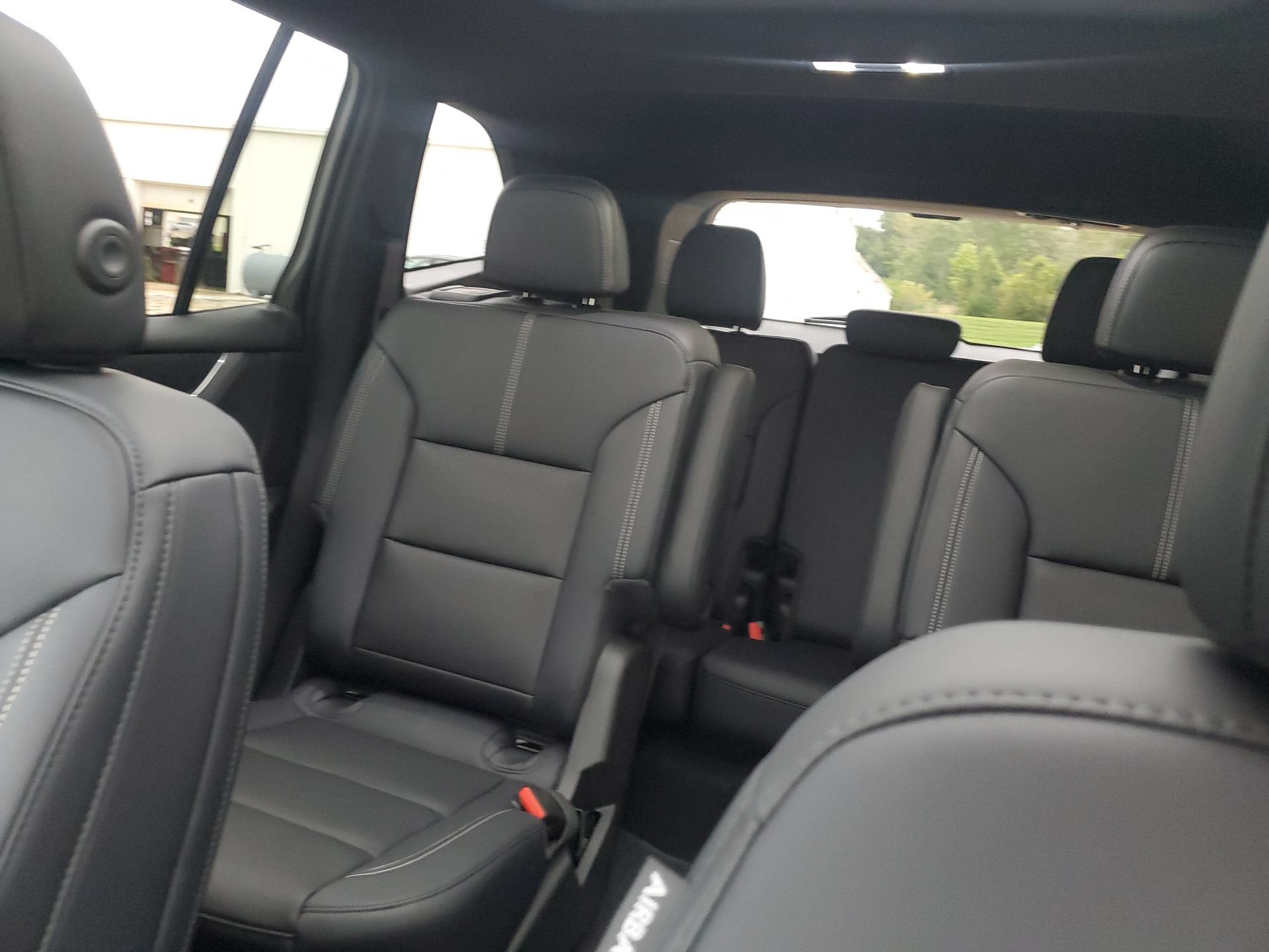 2027 GMC Acadia Elevation - Photo 29