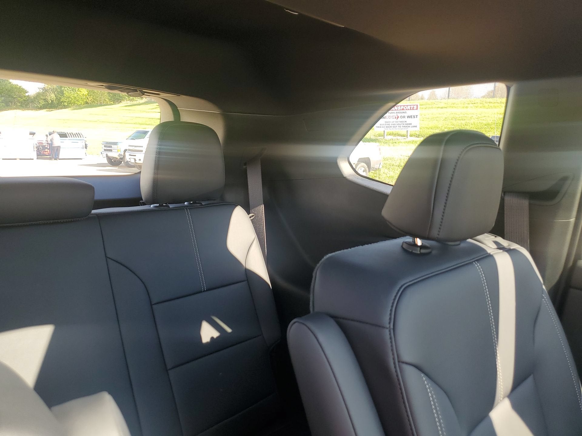 2027 GMC Acadia Elevation