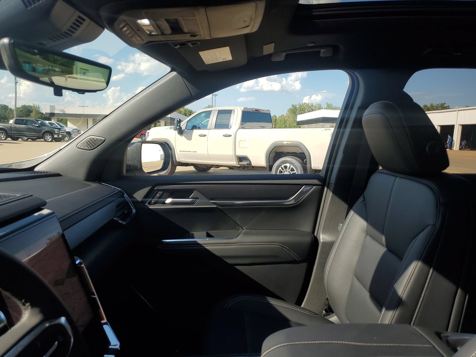 2027 GMC Acadia Elevation
