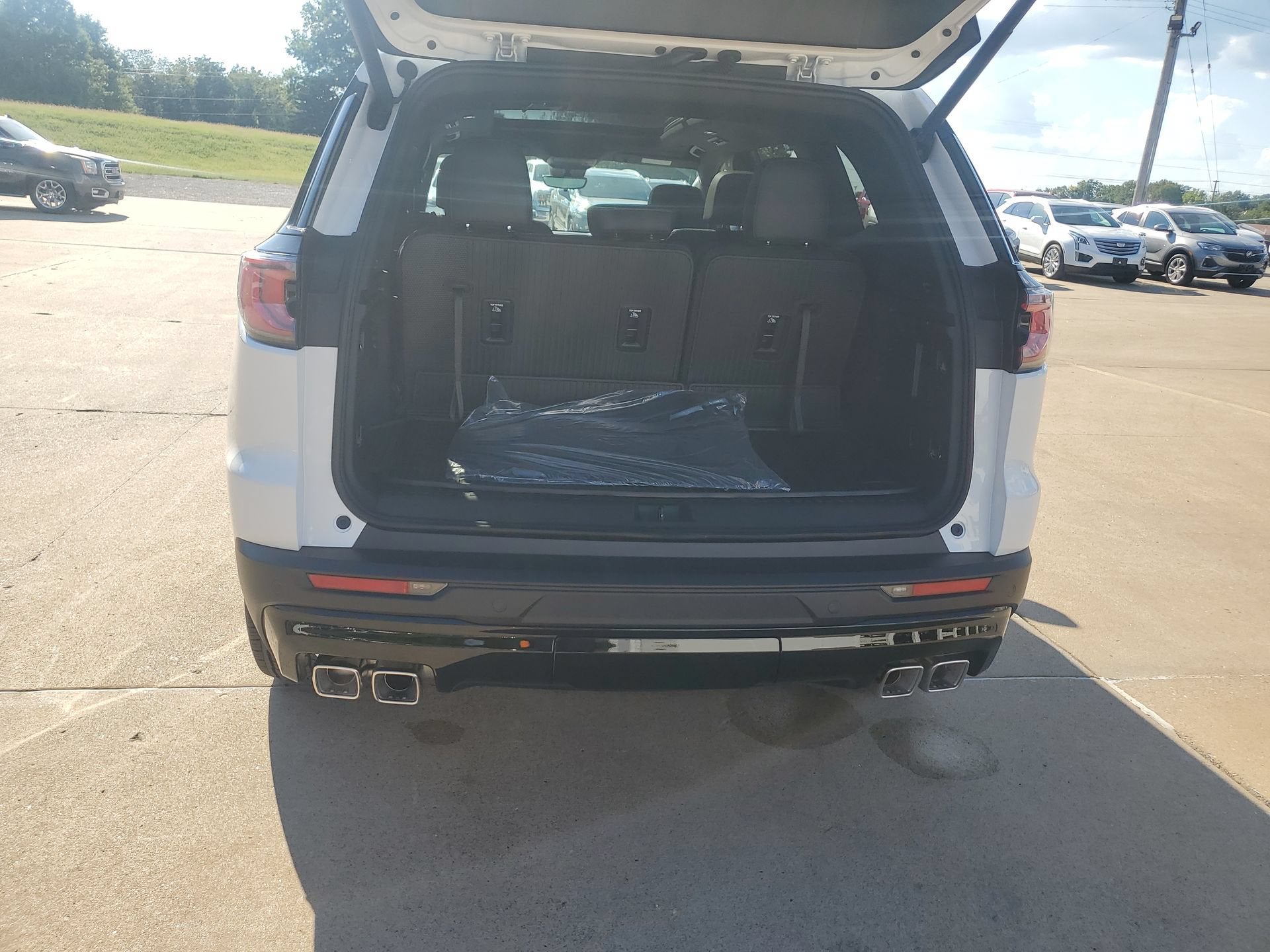 2027 GMC Acadia Elevation