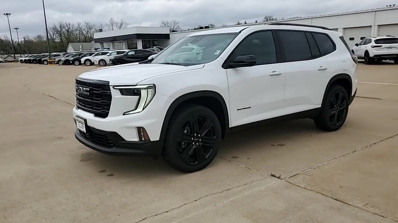 2026 GMC Acadia Elevation