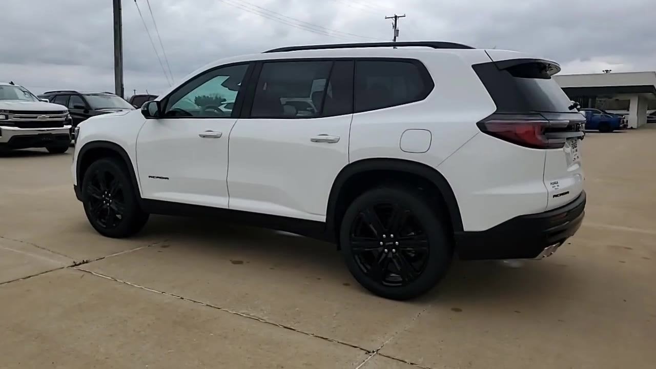 2026 GMC Acadia Elevation