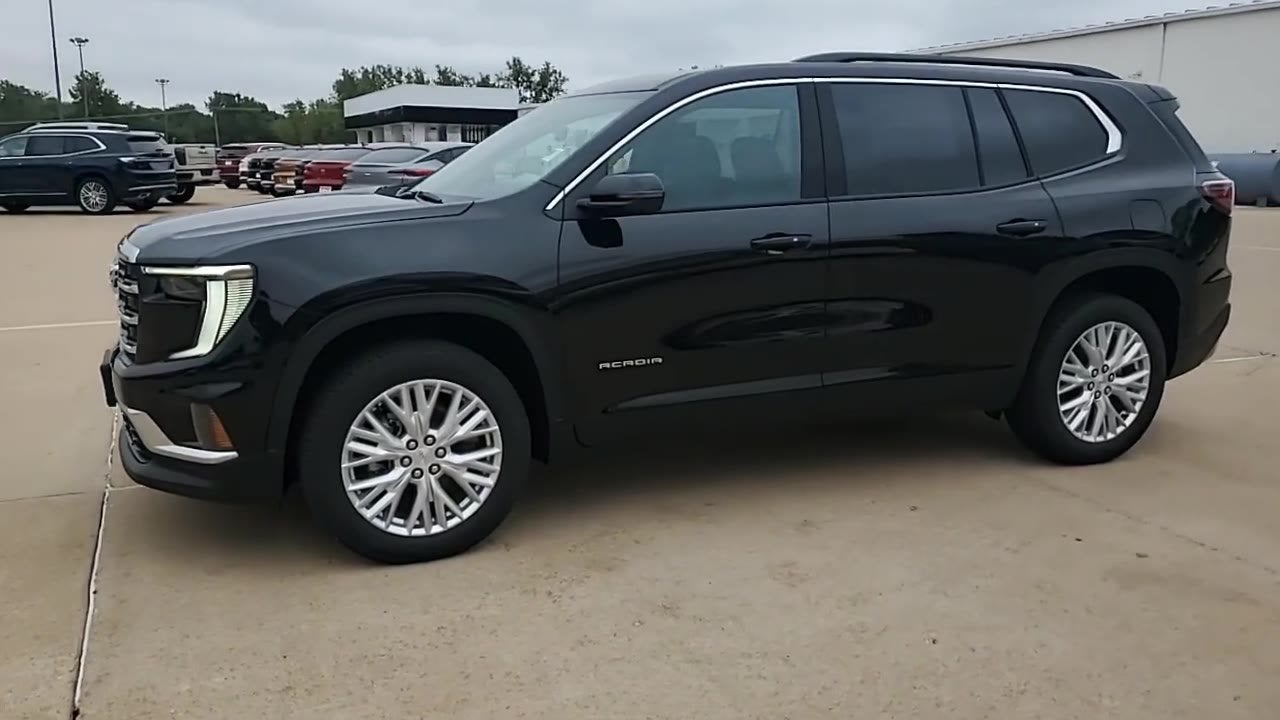 2027 GMC Acadia Elevation