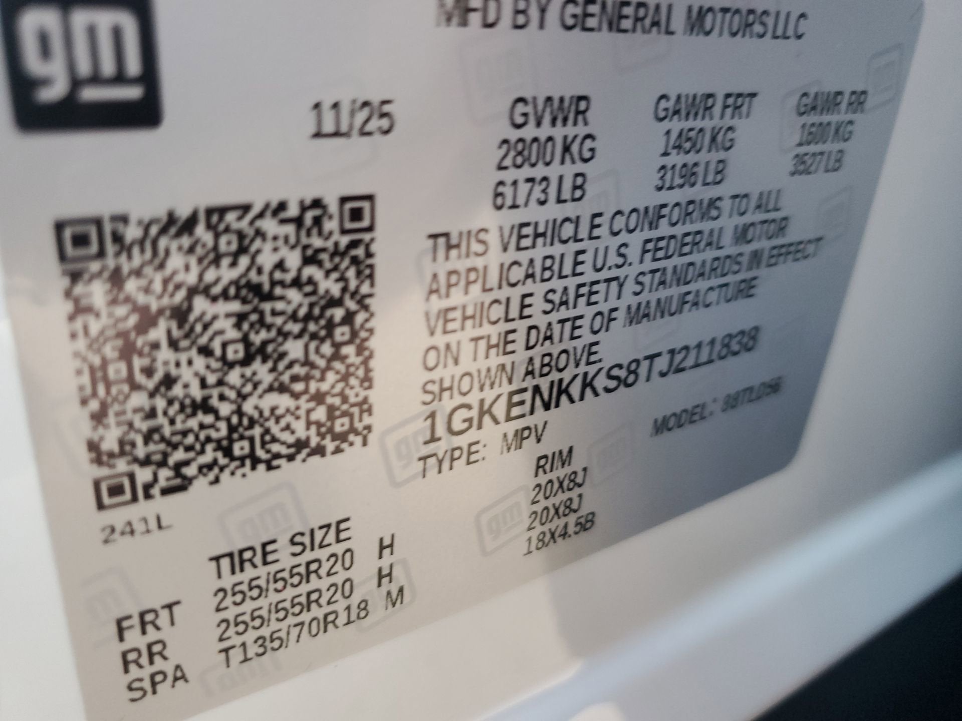 2026 GMC Acadia Elevation