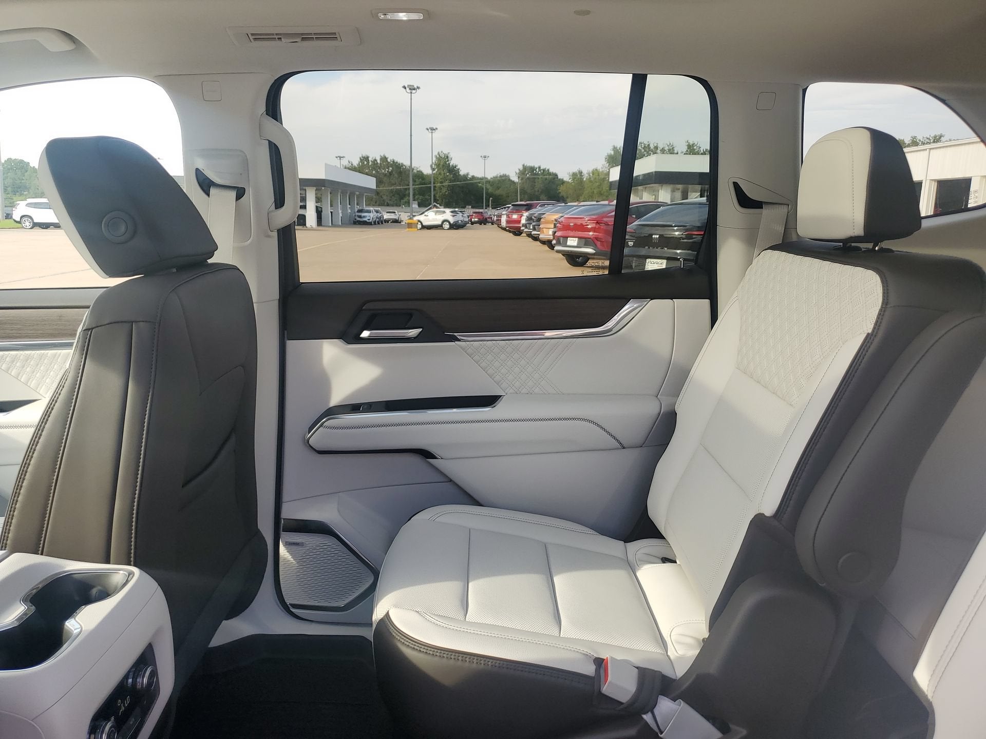 2027 GMC Acadia Denali