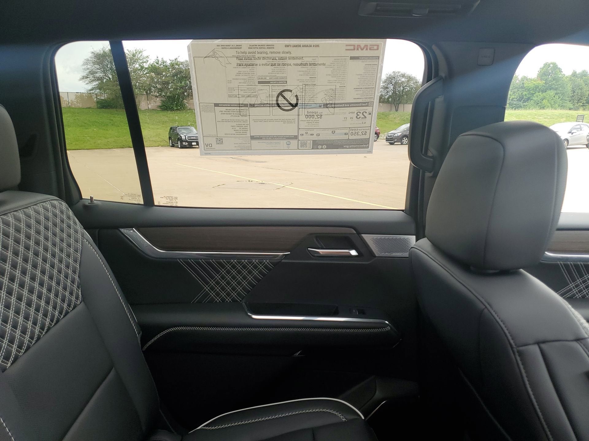 2024 GMC Acadia Denali