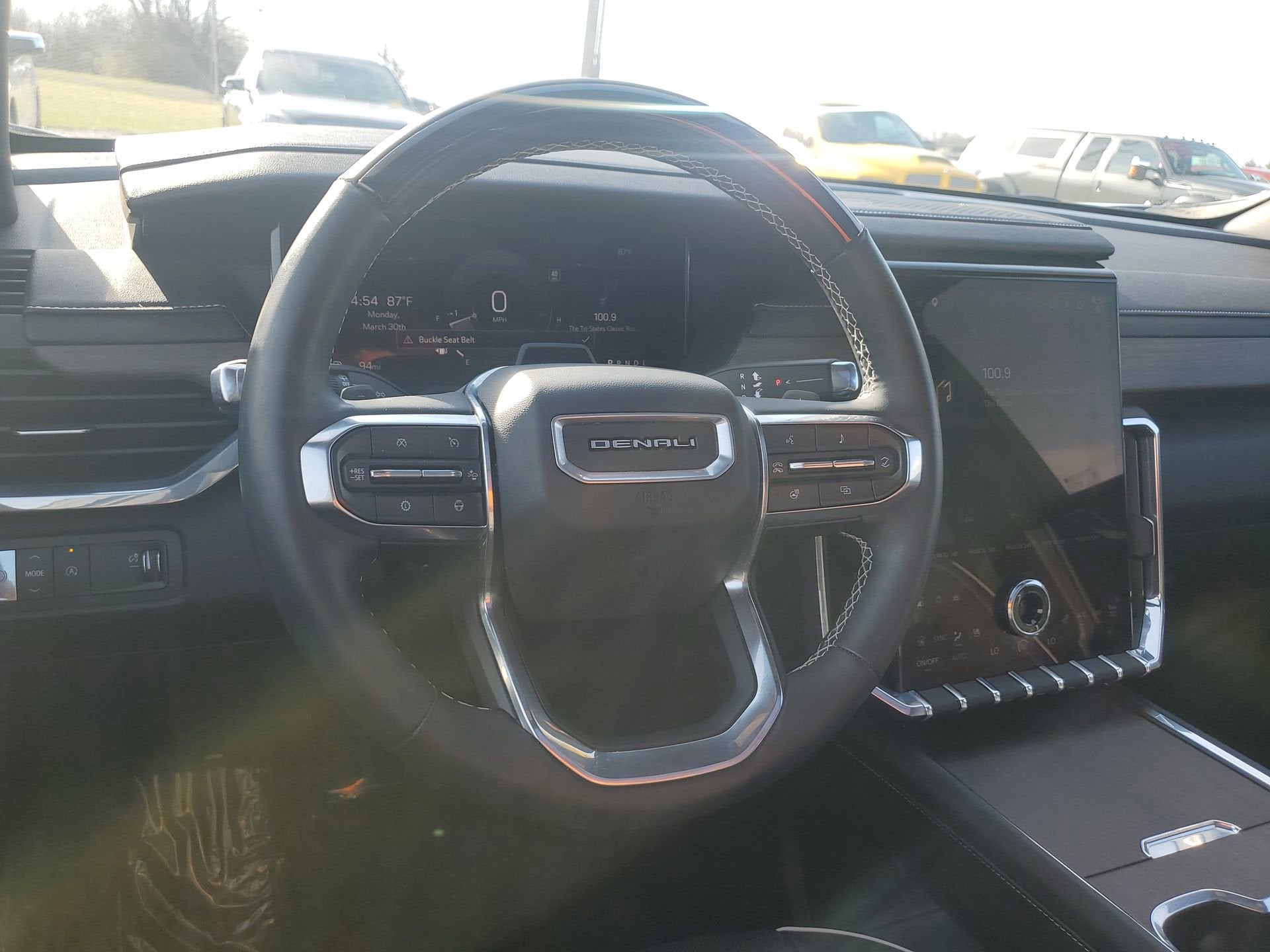 2024 GMC Acadia Denali