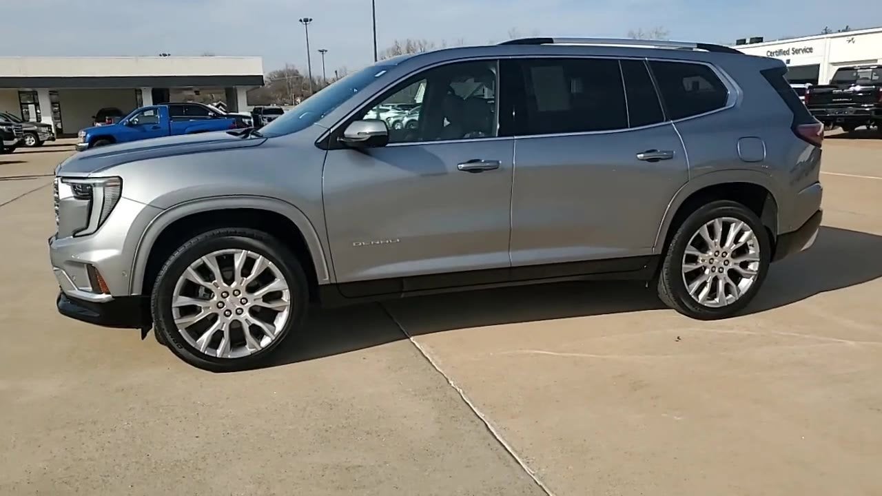 2024 GMC Acadia Denali
