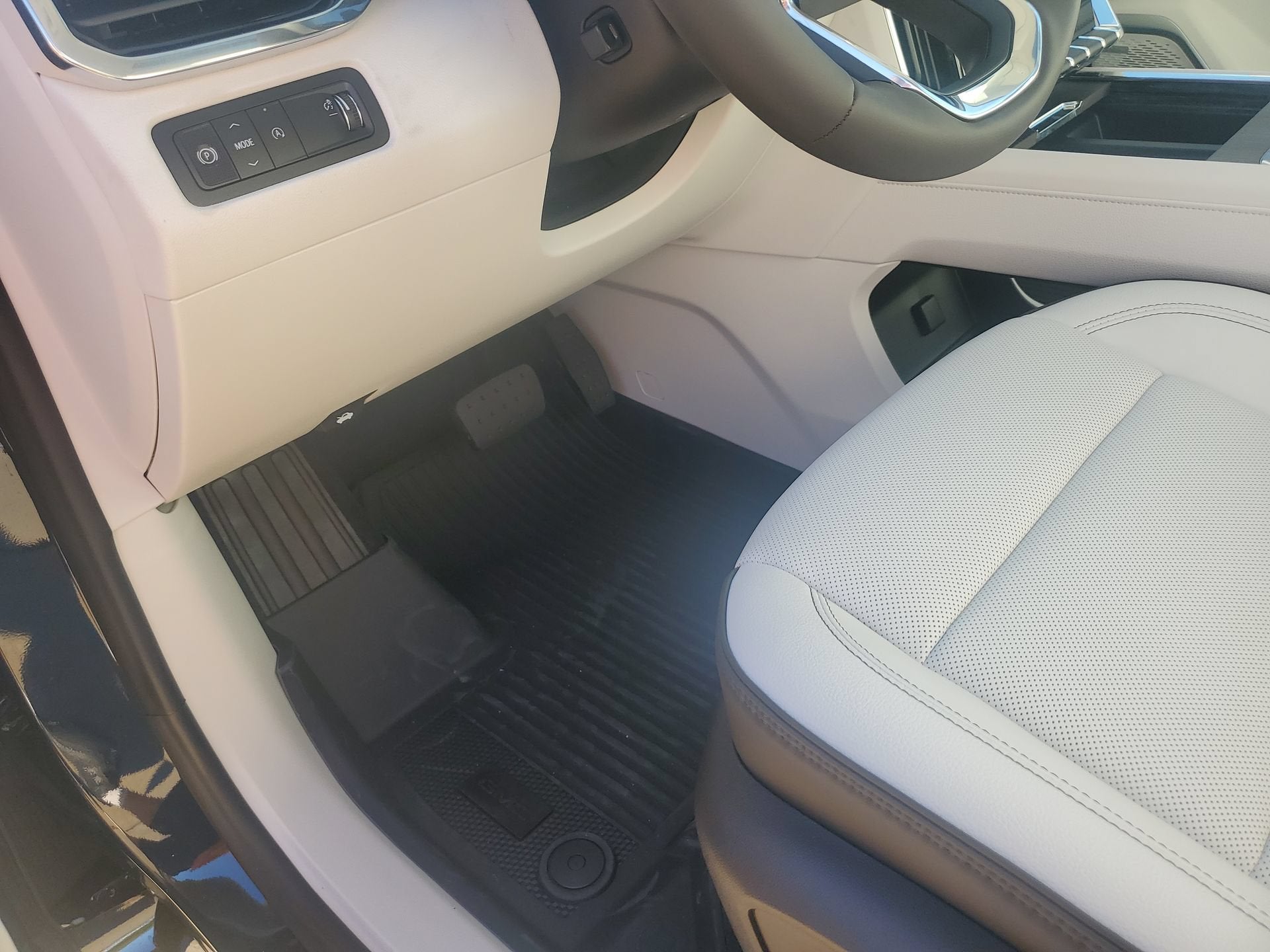 2027 GMC Acadia Denali