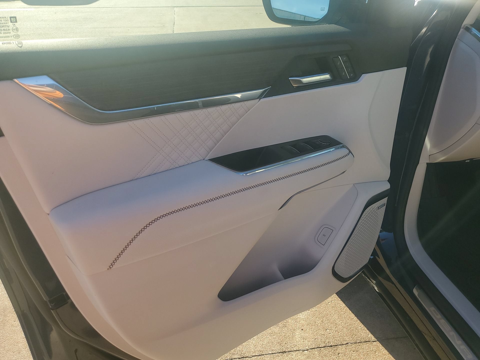 2027 GMC Acadia Denali