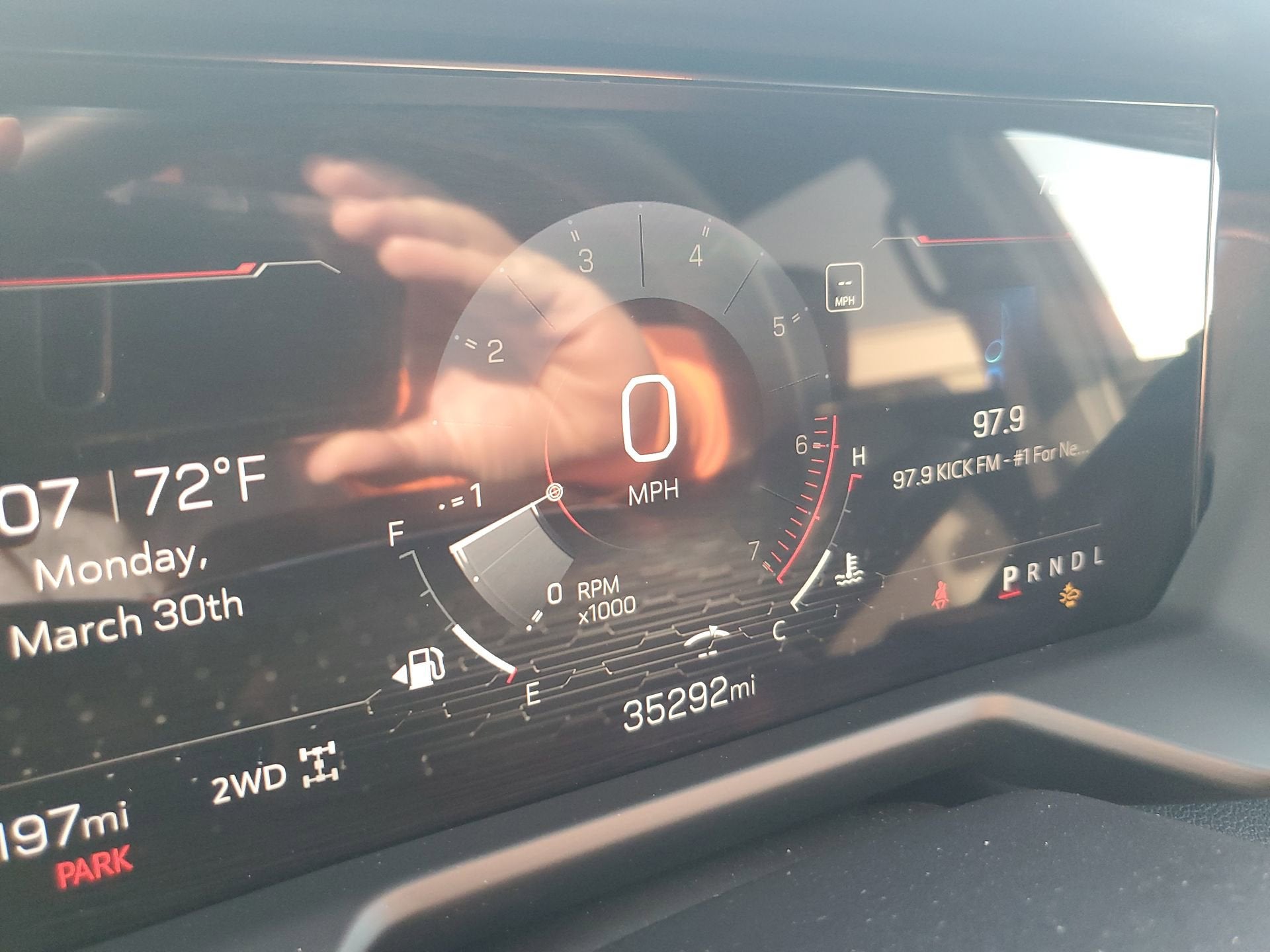 2024 GMC Acadia Elevation