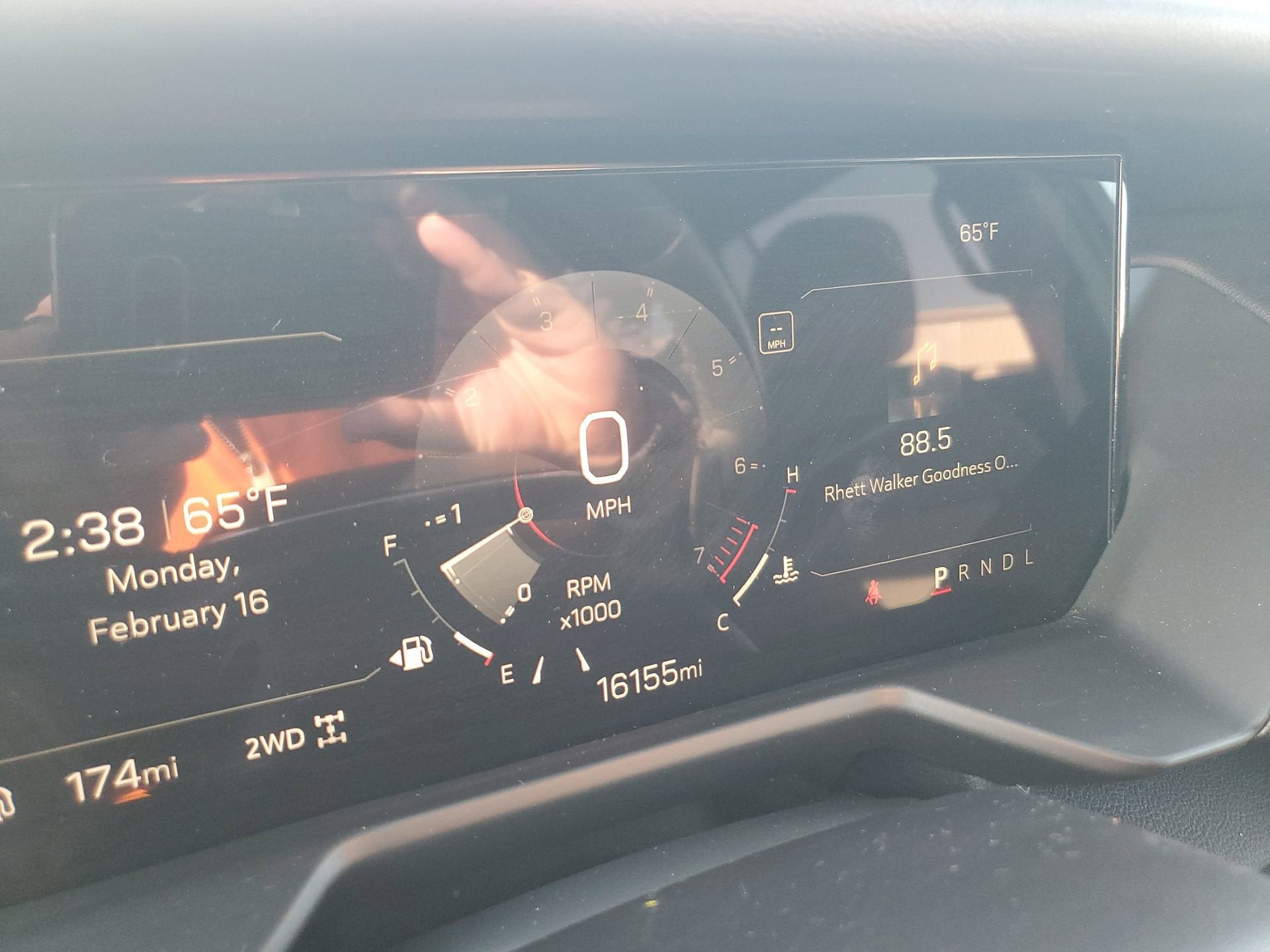 2025 GMC Acadia Elevation