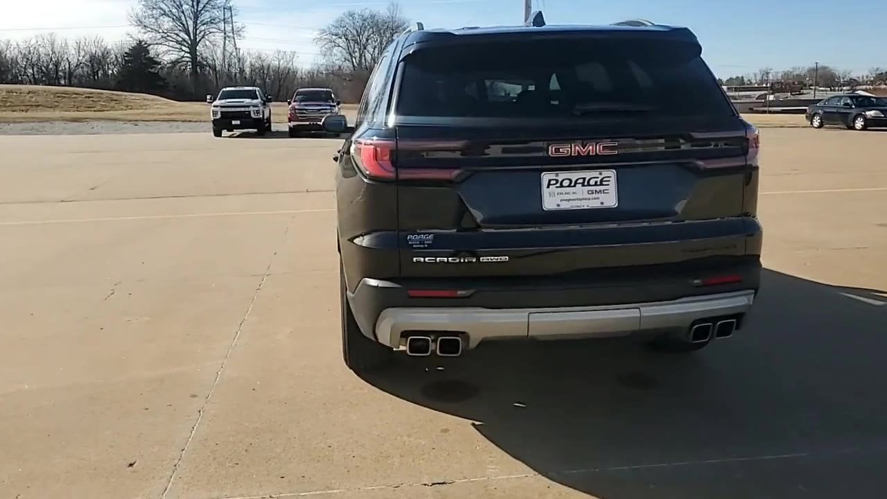 2025 GMC Acadia Elevation