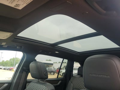 2024 GMC Acadia Denali