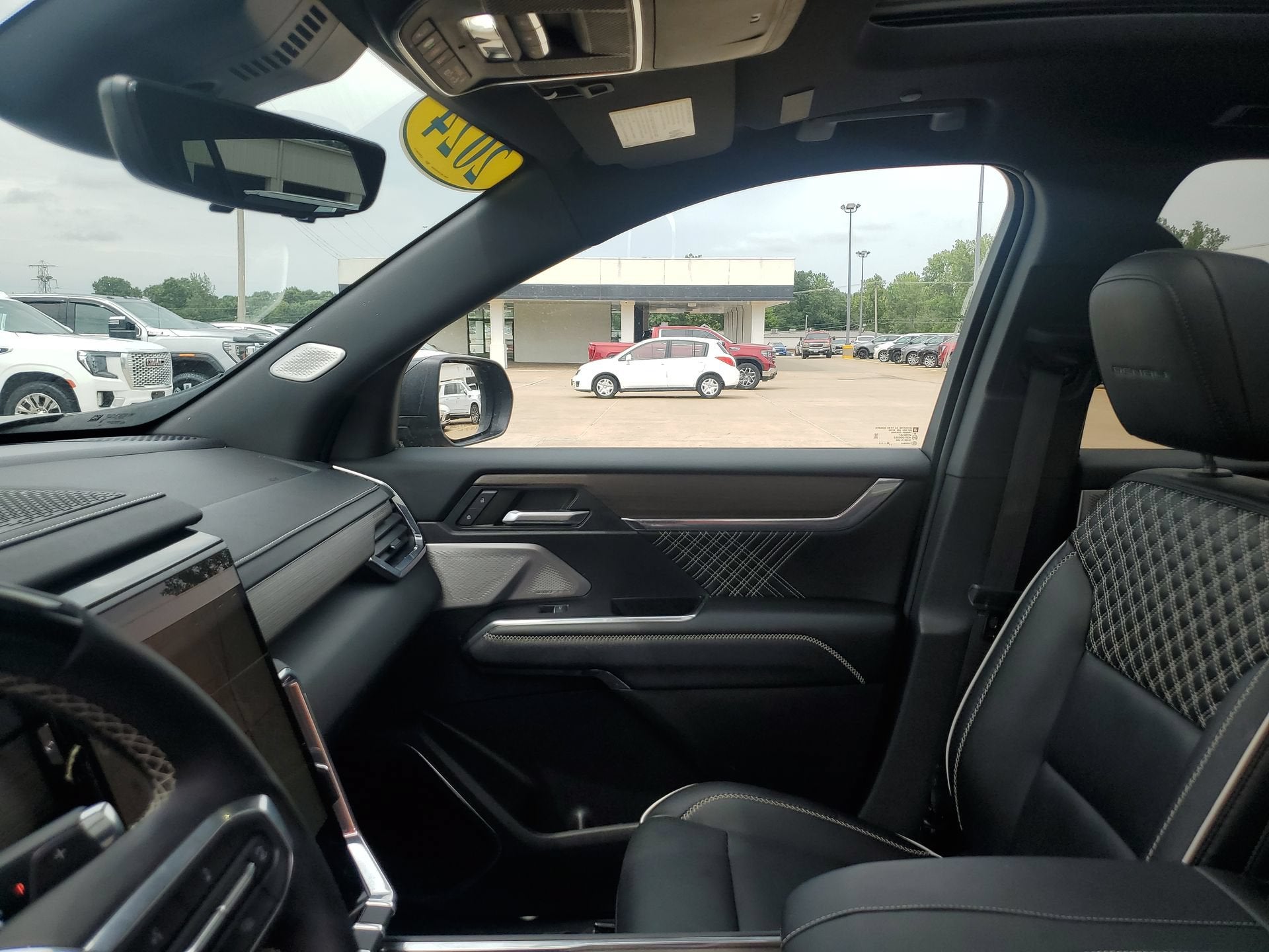 2024 GMC Acadia Denali