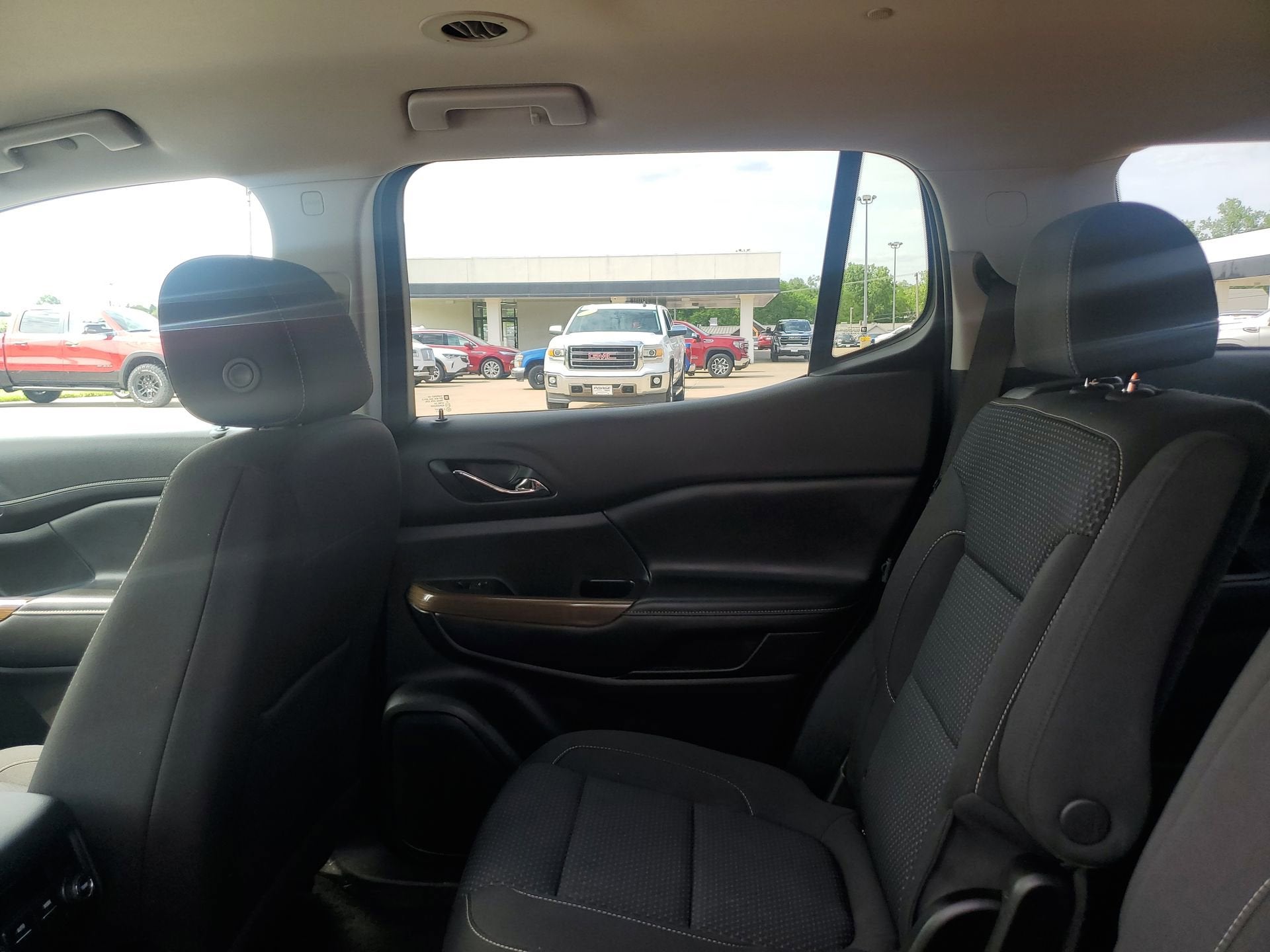 2021 GMC Acadia SLE