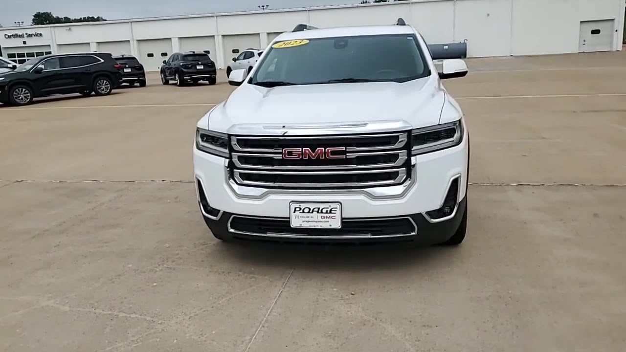 2023 GMC Acadia SLT