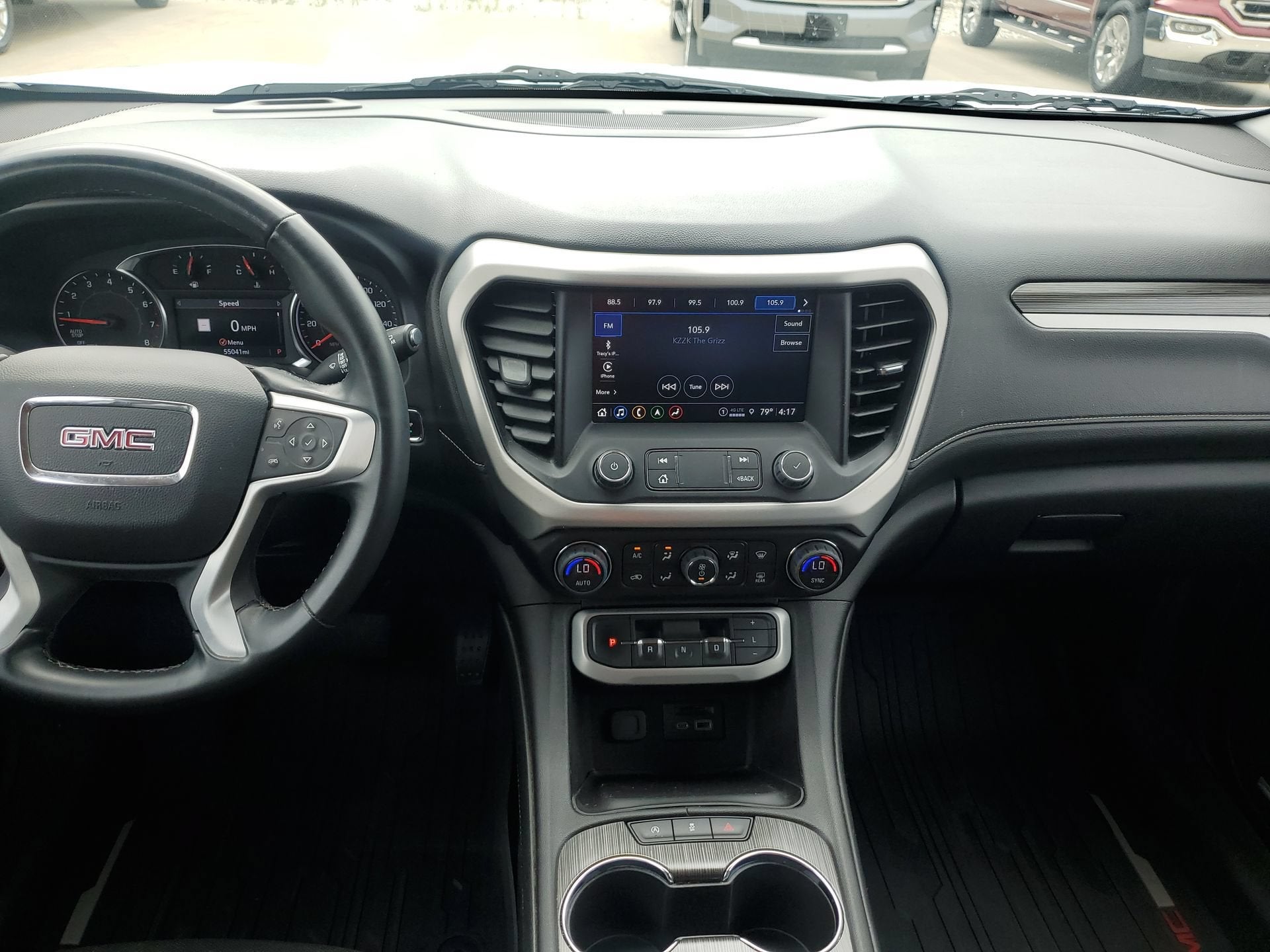 2023 GMC Acadia SLT