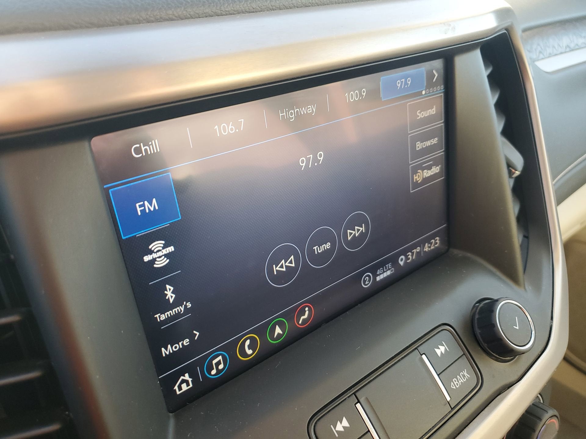 2020 GMC Acadia Denali