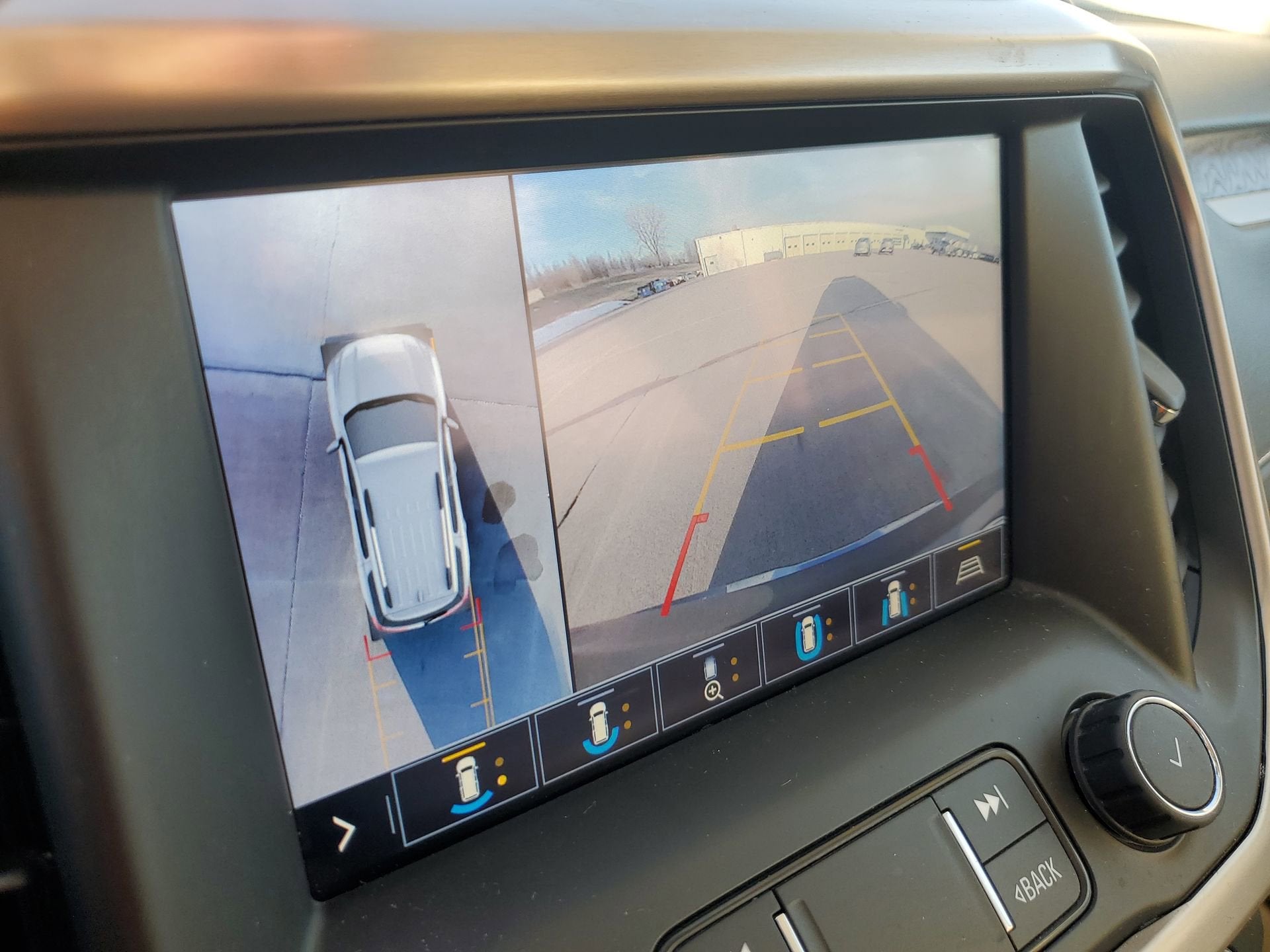 2020 GMC Acadia Denali