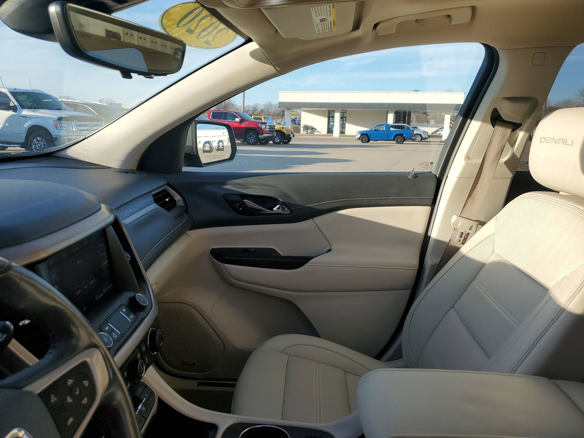 2020 GMC Acadia Denali