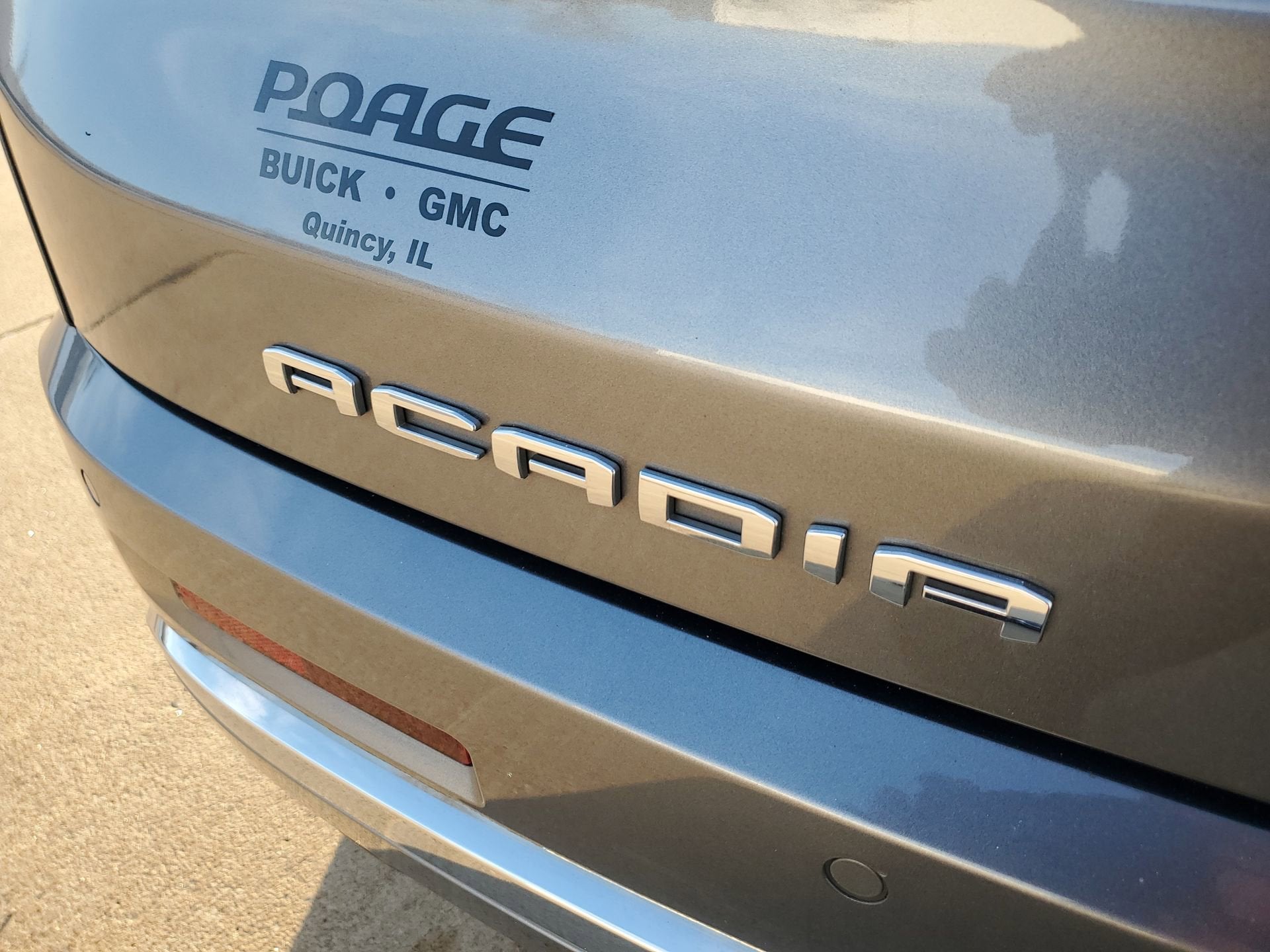 2020 GMC Acadia Denali