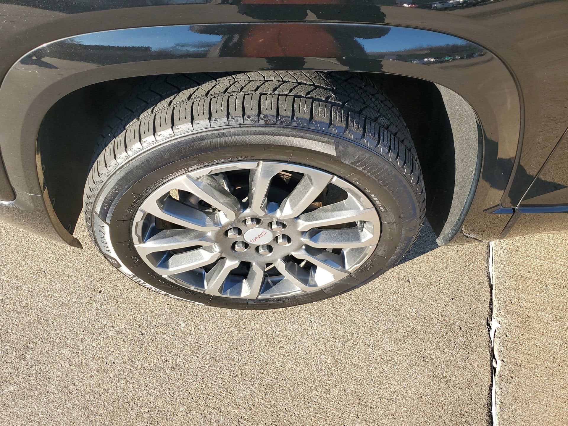 2021 GMC Acadia Denali