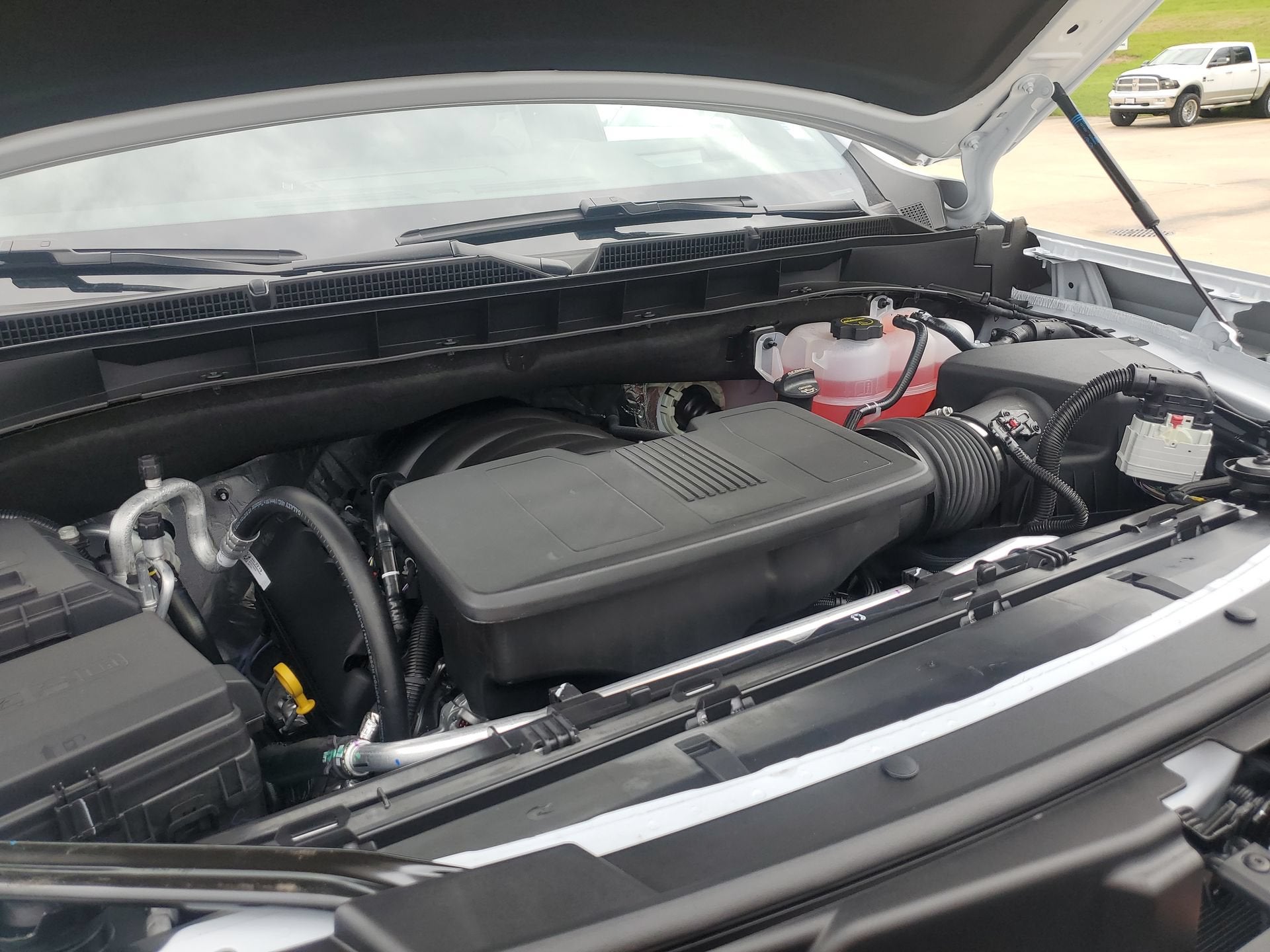 2026 GMC Yukon Denali - Photo 37
