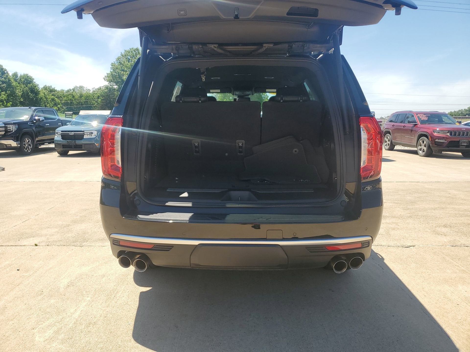 2023 GMC Yukon Denali