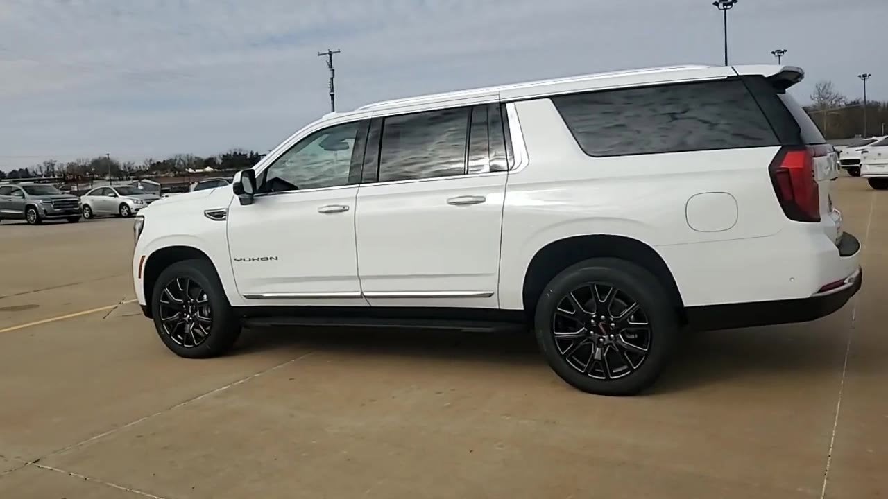 2026 GMC Yukon XL Elevation