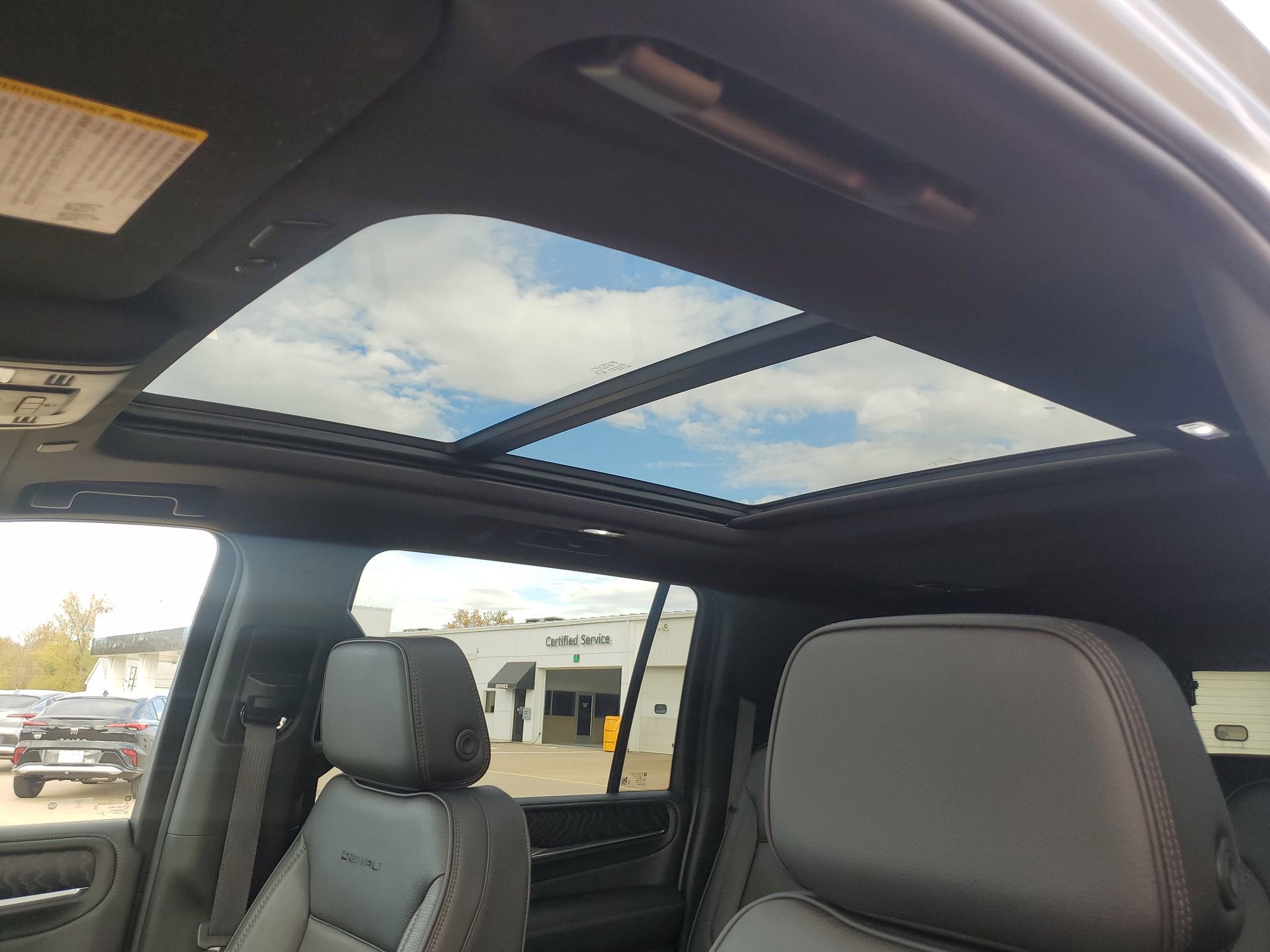 2024 GMC Yukon XL Denali