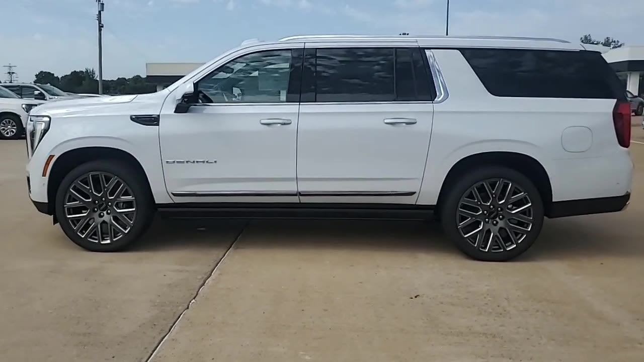 2026 GMC Yukon XL Denali Ultimate - Photo 6