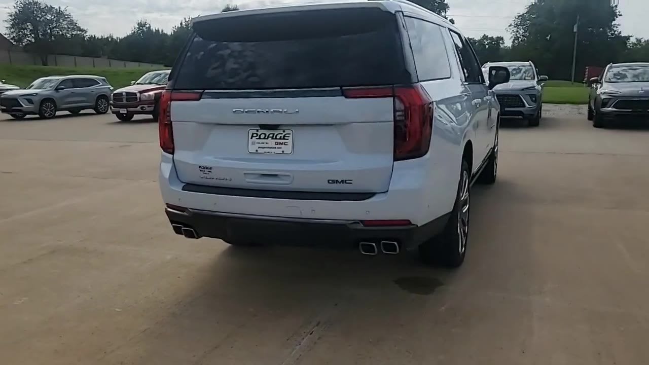 2026 GMC Yukon XL Denali Ultimate - Photo 8