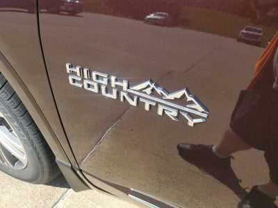 2023 Chevrolet Traverse High Country