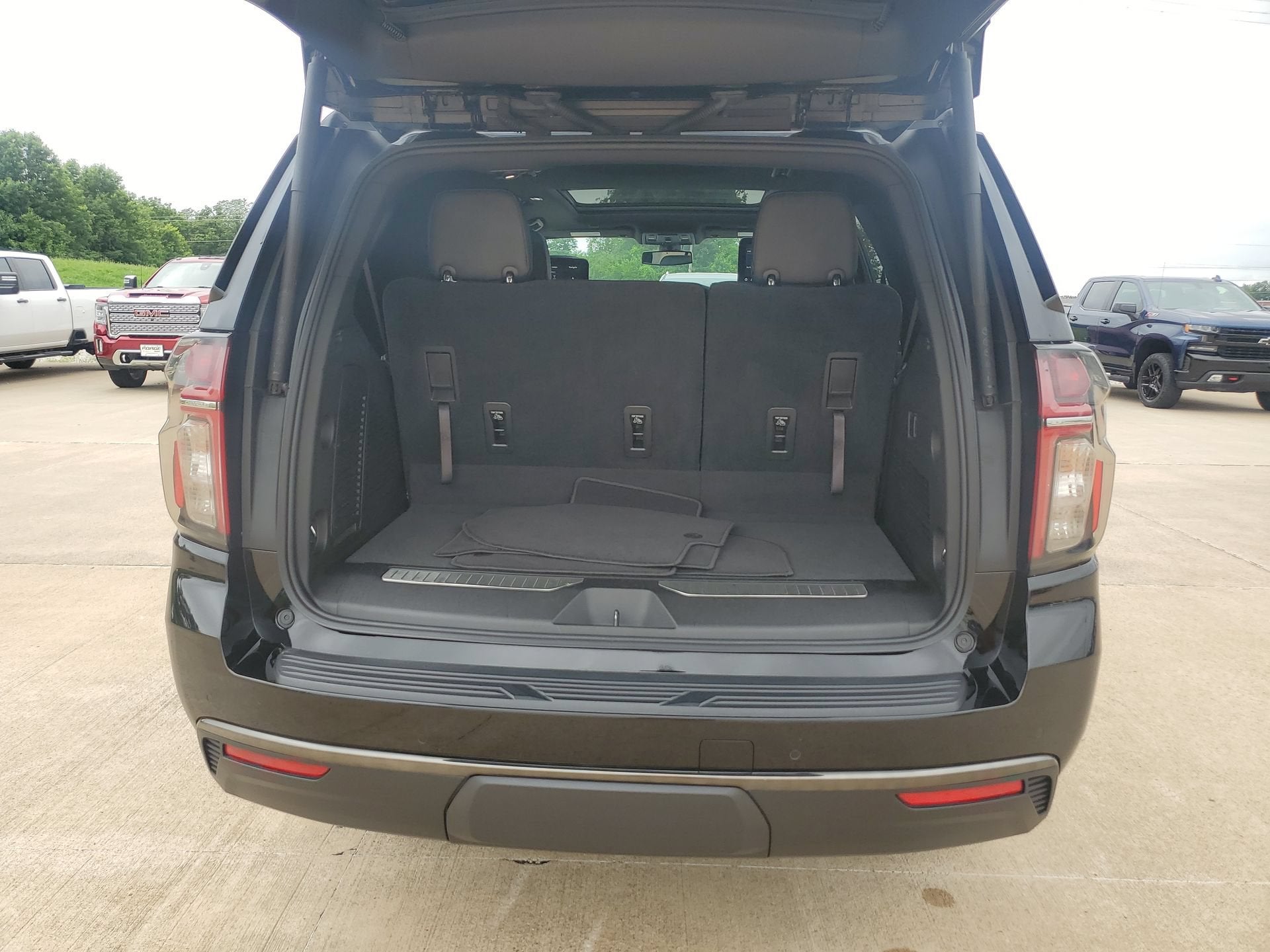 2021 Chevrolet Tahoe RST
